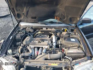 2002 Volvo V40 z VIN YV1VW29512F803232, wystawiony jako IAAI lot #41117493 z przebiegiem 195 964 mil mil oraz . Historia ofert i sprzedaży dostępna na DreamBid. Obrazek 10.