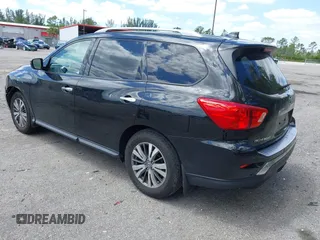 2020 Nissan Pathfinder SV z VIN 5N1DR2BN4LC641890, wystawiony jako IAAI lot #42031252 z przebiegiem 74 492 mil mil oraz . Historia ofert i sprzedaży dostępna na DreamBid. Obrazek 3.