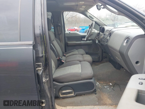 2006 Ford F-150 XLT with VIN 1FTPW14V96KD63001, listed as a IAAI auction lot 42061156 with 189,174 mi miles and . Bid and sale history available at carsss.com. Image 5.