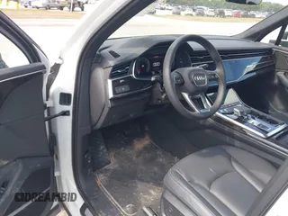 2025 Audi Q7 Premium Plus with VIN WA1LVBF70SD014968, listed as a IAAI auction lot 41787534 with 7,568 mi miles and . Bid and sale history available at DreamBid. Image 5.