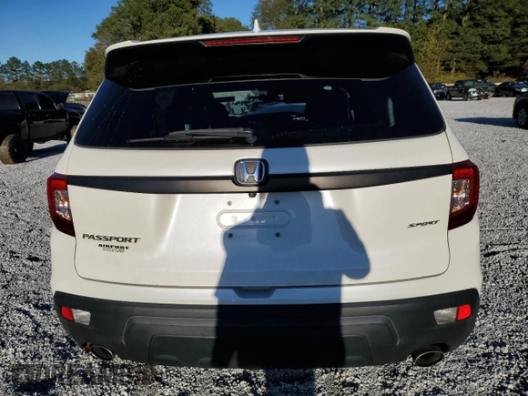 2019 Honda Passport Sport with VIN 5FNYF7H20KB004246, listed as a Copart auction lot 81797484 with 65,624 mi miles and Salvage Title. Bid and sale history available at carsss.com. Image 6.