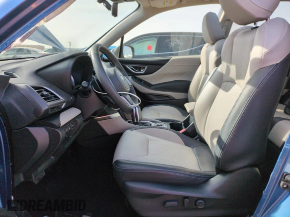 2024 Subaru Forester Limited with VIN JF2SKALC7RH450839, listed as a Copart auction lot 52038015 with 8,821 mi miles and Salvage Title. Bid and sale history available at carsss.com. Image 7.