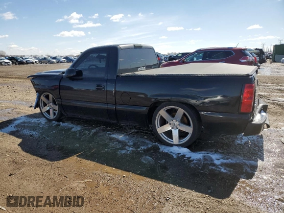 2003 Chevrolet Silverado 1500 with VIN 1GCEC14V13Z355736, listed as a Copart auction lot 49914325 with 165,683 mi miles and Salvage Title. Bid and sale history available at carsss.com. Image 2.