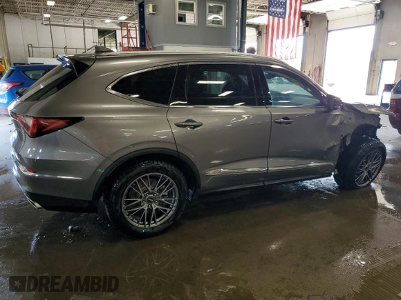2023 Acura MDX Advance with VIN 5J8YE1H80PL038519, listed as a Copart auction lot 60231405 with 18,003 mi miles and Clean title. Bid and sale history available at DreamBid. Image 3.