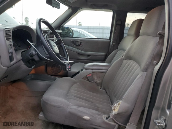 2004 Chevrolet Blazer LS with VIN 1GNDT13X34K148670, listed as a Copart auction lot 44439845 with 196,344 mi miles and Clean Title. Bid and sale history available at carsss.com. Image 7.