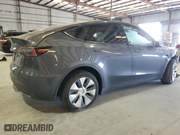 2023 Tesla Model Y Long Range z VIN 7SAYGDEE3PF862038, wystawiony jako Copart lot #57639325 z przebiegiem 11 020 mil mil oraz Szkoda całkowita • Salvage title. Historia ofert i sprzedaży dostępna na DreamBid. Obrazek 3.