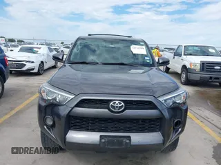 2018 Toyota 4Runner SR5 с VIN JTEZU5JRXJ5189536, выставлен на аукционе IAAI как лот 42314799 с пробегом 145 889 миль миль и . История ставок и продаж доступна на DreamBid. Изображение 12.