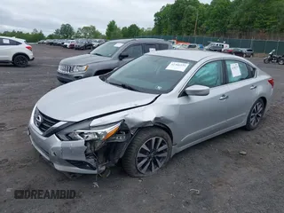 2017 Nissan Altima S z VIN 1N4AL3AP2HC239414, wystawiony jako IAAI lot #42300339 z przebiegiem 98 643 mil mil oraz . Historia ofert i sprzedaży dostępna na DreamBid. Obrazek 2.