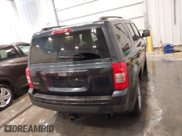 2015 Jeep Patriot Altitude with VIN 1C4NJRBBXFD102560, listed as a IAAI auction lot 42260925 with 183,056 mi miles and . Bid and sale history available at DreamBid. Image 16.