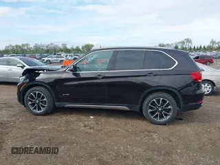 2017 BMW X5 xDrive35i z VIN 5UXKR0C56H0U49957, wystawiony jako IAAI lot #42183768 z przebiegiem 96 346 mil mil oraz . Historia ofert i sprzedaży dostępna na DreamBid. Obrazek 14.
