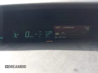 2011 Toyota Prius I z VIN JTDKN3DU8B5322979, wystawiony jako IAAI lot #42228343 z przebiegiem 148 198 mil mil oraz . Historia ofert i sprzedaży dostępna na DreamBid. Obrazek 7.