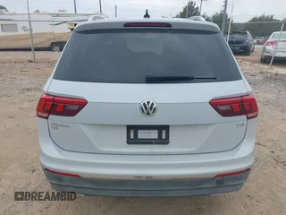 2018 Volkswagen Tiguan SEL z VIN 3VV3B7AXXJM039125, wystawiony jako IAAI lot #42125540 z przebiegiem 91 551 mil mil oraz . Historia ofert i sprzedaży dostępna na DreamBid. Obrazek 16.