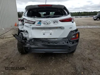 2020 Hyundai Kona SEL with VIN KM8K2CAA0LU584615, listed as a Copart auction lot 61799882 with 32,206 mi miles. Bid and sale history available at carsss.com. Image 9.