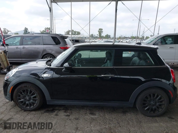 2018 MINI Hardtop Cooper S with VIN WMWXP7C59J2A49312, listed as a IAAI auction lot 42131468 with 64,192 mi miles and . Bid and sale history available at DreamBid. Image 15.