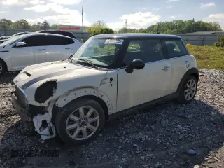 2011 MINI Hardtop S с VIN WMWSV3C50BTY15977, выставлен на аукционе Copart как лот 52802295 с пробегом 89 085 миль миль и Списание • Salvage title. История ставок и продаж доступна на DreamBid. Изображение 1.