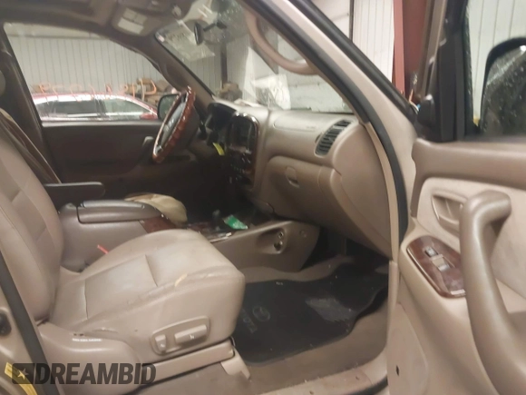 2003 Toyota Sequoia SR5 with VIN 5TDBT44A63S196764, listed as a IAAI auction lot 41866279 with 156,716 mi miles and . Bid and sale history available at DreamBid. Image 5.