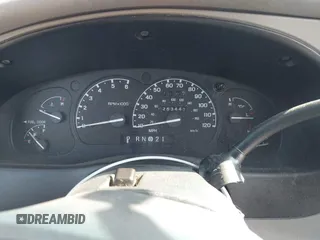 1999 Ford Explorer XLT z VIN 1FMZU32E8XUA34921, wystawiony jako IAAI lot #42162432 z przebiegiem 263 443 mil mil oraz . Historia ofert i sprzedaży dostępna na DreamBid. Obrazek 7.