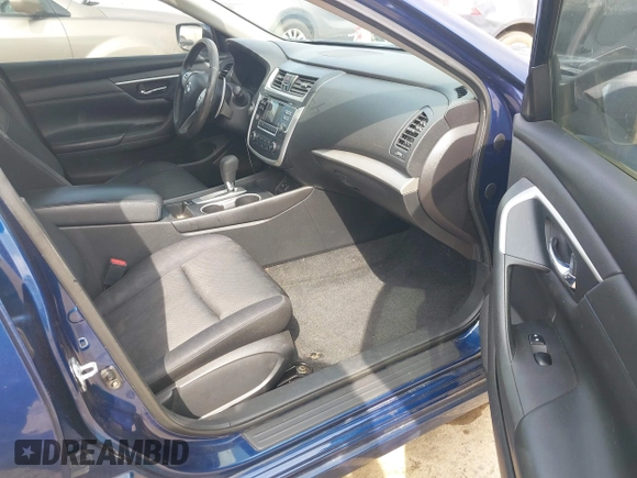 2016 Nissan Altima SR with VIN 1N4AL3AP2GC264800, listed as a IAAI auction lot 41968704 with 141,992 mi miles and . Bid and sale history available at carsss.com. Image 5.
