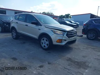 2018 Ford Escape S with VIN 1FMCU0F73JUA27916, listed as a IAAI auction lot 42057296 with 116,968 mi miles. Bid and sale history available at carsss.com. Image 1.