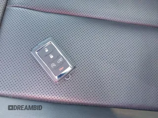 2023 Jeep Grand Cherokee z VIN 1C4RJYB69PC582211, wystawiony jako IAAI lot #40186115 z przebiegiem 3 119 mil mil oraz . Historia ofert i sprzedaży dostępna na DreamBid. Obrazek 11.