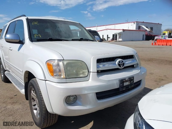 2007 Toyota Sequoia Limited with VIN 5TDZT38A07S288669, listed as a IAAI auction lot 41930533 with 246,724 mi miles. Bid and sale history available at carsss.com. Image 12.