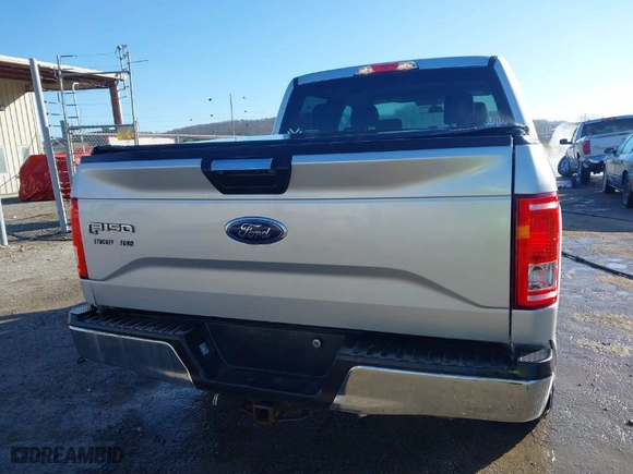 2015 Ford F-150 XLT with VIN 1FTEW1EG6FFA40668, listed as a IAAI auction lot 41752368 with 190,888 mi miles. Bid and sale history available at carsss.com. Image 17.
