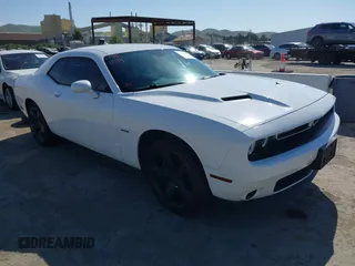 2017 Dodge Challenger R/T Shaker z VIN 2C3CDZBT9HH658215, wystawiony jako IAAI lot #42020333 z przebiegiem 142 845 mil mil oraz . Historia ofert i sprzedaży dostępna na DreamBid. Obrazek 1.