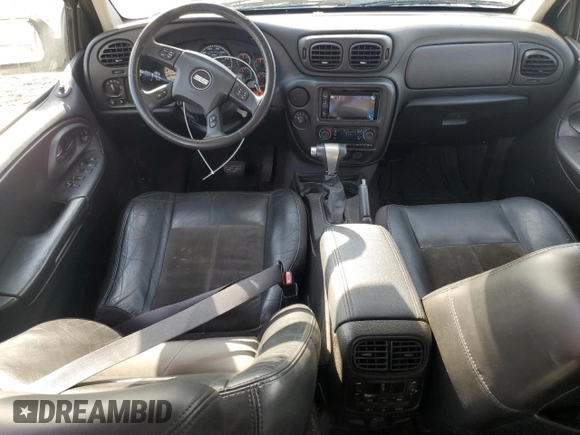 2006 Chevrolet TrailBlazer LT with VIN 1GNET13H262208163, listed as a Copart auction lot 54781475 with 122,848 mi miles and Salvage Title. Bid and sale history available at DreamBid. Image 8.