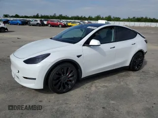 2022 Tesla Model Y Performance with VIN 7SAYGDEF4NF403784, listed as a Copart auction lot 53392595 with 51,023 mi miles and Salvage title. Bid and sale history available at DreamBid. Image 1.