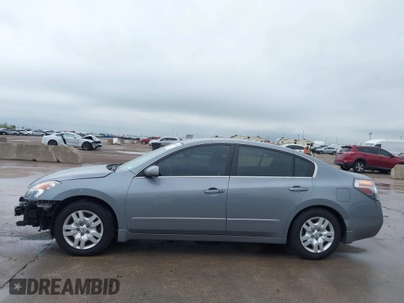 2009 Nissan Altima 2.5 S with VIN 1N4AL21E99N406317, listed as a IAAI auction lot 41941380 with 108,467 mi miles. Bid and sale history available at carsss.com. Image 15.