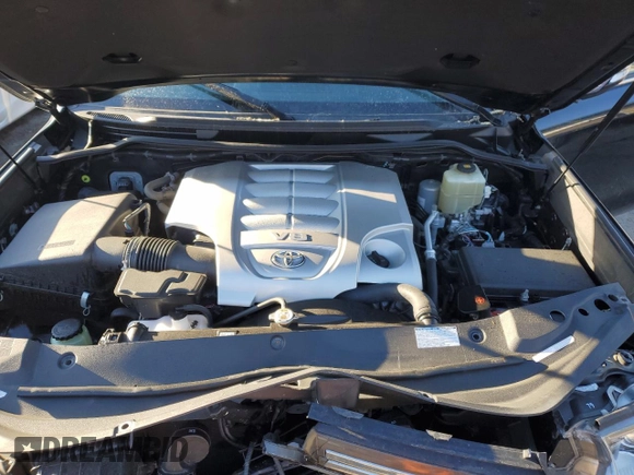 2020 Toyota Land Cruiser z VIN JTMCY7AJ4L4088909, wystawiony jako Copart lot #42312505 z przebiegiem 32 665 mil mil oraz Szkoda całkowita • Salvage title. Historia ofert i sprzedaży dostępna na DreamBid. Obrazek 12.