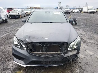 2016 Mercedes-Benz E-Class E 350 Sport with VIN WDDHF5KB7GB281277, listed as a IAAI auction lot 41058388 with 70,993 mi miles. Bid and sale history available at carsss.com. Image 13.