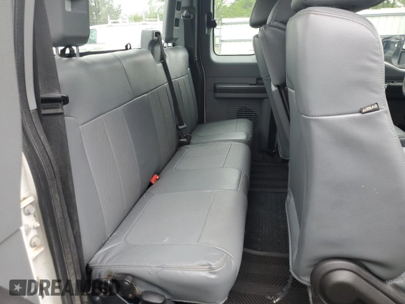 2015 Ford F-250 XLT with VIN 1FT7X2B6XFEA74111, listed as a Copart auction lot 52918695 with 114,522 mi miles and Salvage title. Bid and sale history available at DreamBid. Image 10.