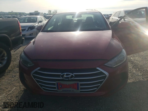 2017 Hyundai Elantra SE z VIN 5NPD74LF7HH211523, wystawiony jako Copart lot #54155405 z przebiegiem Nie podano mil oraz Szkoda całkowita • Salvage title. Historia ofert i sprzedaży dostępna na DreamBid. Obrazek 5.