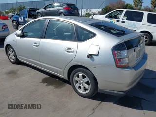 2005 Toyota Prius with VIN JTDKB20U253040216, listed as a IAAI auction lot 42142428 with 292,772 mi miles. Bid and sale history available at carsss.com. Image 3.