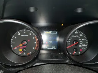 2017 Subaru Legacy z VIN 4S3BNAA62H3042134, wystawiony jako Copart lot #44143945 z przebiegiem 135 669 mil mil oraz Szkoda całkowita • Salvage title. Historia ofert i sprzedaży dostępna na DreamBid. Obrazek 9.