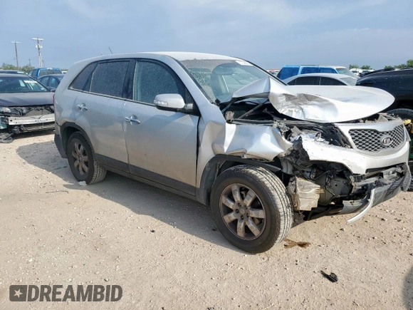 2013 Kia Sorento LX with VIN 5XYKT3A12DG370116, listed as a Copart auction lot 57598675 with 203,902 mi miles and Salvage title. Bid and sale history available at DreamBid. Image 4.