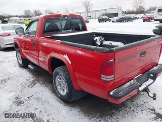 1997 Dodge Dakota with VIN 1B7GG26X1VS208488, listed as a IAAI auction lot 40952432 with 114,791 mi miles. Bid and sale history available at carsss.com. Image 3.