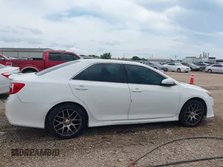2012 Toyota Camry L with VIN 4T1BF1FK9CU508708, listed as a IAAI auction lot 42092524 with 287,691 mi miles. Bid and sale history available at carsss.com. Image 12.
