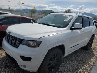 2020 Jeep Grand Cherokee Altitude z VIN 1C4RJFAG9LC108221, wystawiony jako Copart lot #55493835 z przebiegiem 109 392 mil mil oraz Szkoda całkowita • Salvage title. Historia ofert i sprzedaży dostępna na DreamBid. Obrazek 1.