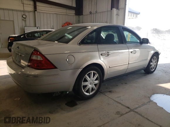2005 Ford Five Hundred Limited with VIN 1FAHP25155G203465, listed as a Copart auction lot 71247814 with 157,242 mi miles and Non Repairable. Bid and sale history available at carsss.com. Image 3.
