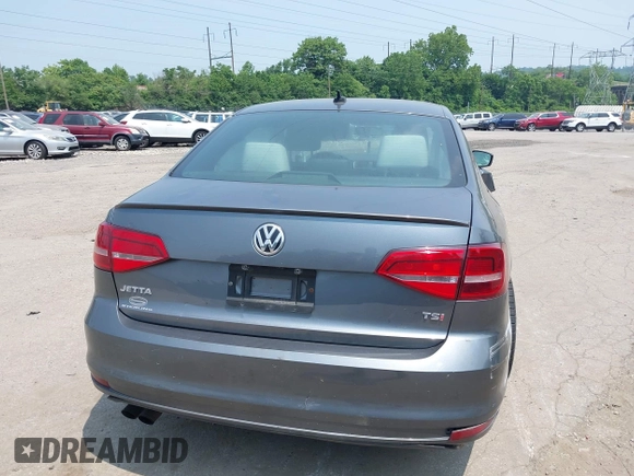 2015 Volkswagen Jetta SE with VIN 3VWD17AJ3FM400653, listed as a IAAI auction lot 42436240 with 149,022 mi miles and . Bid and sale history available at DreamBid. Image 17.