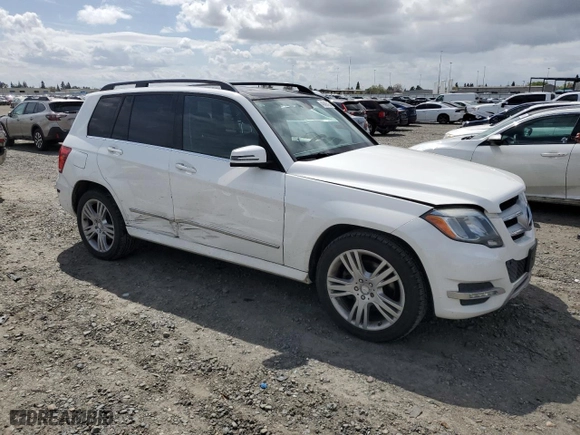 2015 Mercedes-Benz GLK-Class GLK 350 with VIN WDCGG5HB7FG421060, listed as a Copart auction lot 49488415 with 69,230 mi miles and Salvage Title. Bid and sale history available at carsss.com. Image 4.