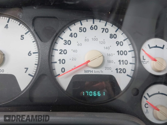 2007 Dodge 1500 SLT with VIN 1D7HU18P97S181800, listed as a IAAI auction lot 42135549 with 170,661 mi miles. Bid and sale history available at carsss.com. Image 7.