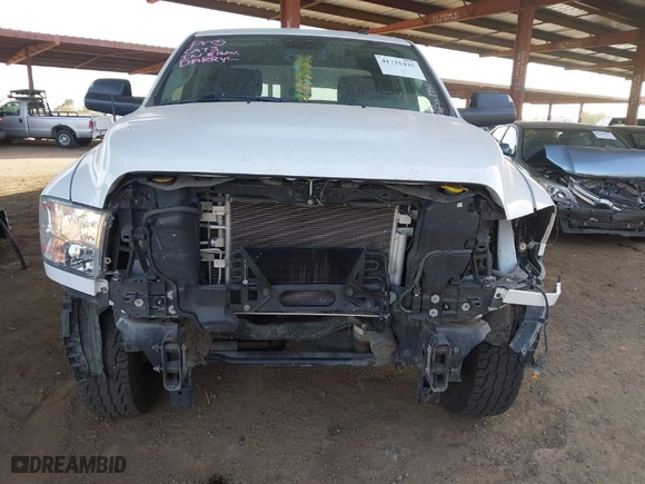 2014 Ram 2500 Tradesman with VIN 3C6TR5CT5EG303307, listed as a IAAI auction lot 41725435 with 154,746 mi miles. Bid and sale history available at carsss.com. Image 6.