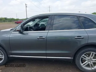 2017 Audi Q5 Premium Plus z VIN WA1L2AFP7HA013412, wystawiony jako IAAI lot #41861342 z przebiegiem 17 396 mil mil oraz . Historia ofert i sprzedaży dostępna na DreamBid. Obrazek 13.