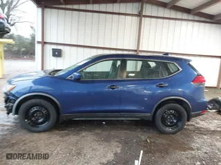 2017 Nissan Rogue S with VIN KNMAT2MT0HP609202, listed as a IAAI auction lot 41562063 with 185,093 mi miles. Bid and sale history available at carsss.com. Image 15.