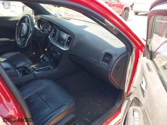 2016 Dodge Charger SXT with VIN 2C3CDXHGXGH242686, listed as a IAAI auction lot 41771868 with 187,488 mi miles. Bid and sale history available at carsss.com. Image 5.