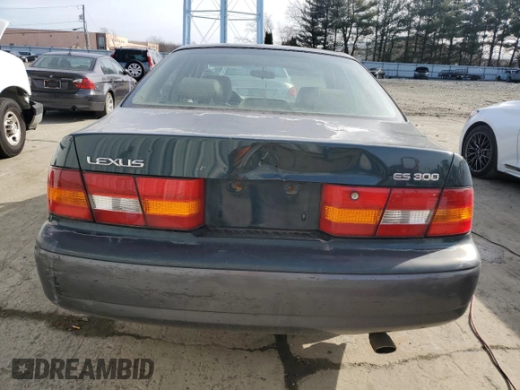 1998 Lexus ES 300 z VIN JT8BF28G4W5043724, wystawiony jako Copart lot #44194005 z przebiegiem 234 200 mil mil oraz Czysty tytuł • Clean title. Historia ofert i sprzedaży dostępna na DreamBid. Obrazek 6.
