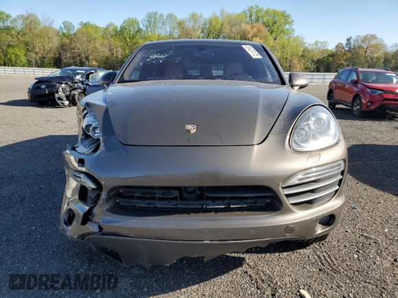 2012 Porsche Cayenne S z VIN WP1AB2A29CLA43084, wystawiony jako Copart lot #53424175 z przebiegiem Nie podano mil oraz Szkody całkowita. Historia ofert i sprzedaży dostępna na DreamBid. Obrazek 5.